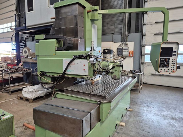 Induma - mbm-22 - bedfreesmachine met heidenhain tnc 355 - afbeelding 13 van  30
