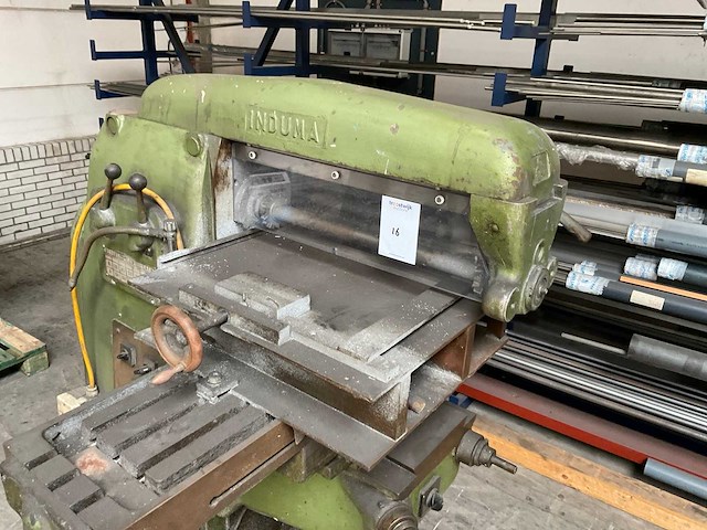 Induma fum-2-e universele freesmachine - afbeelding 8 van  11