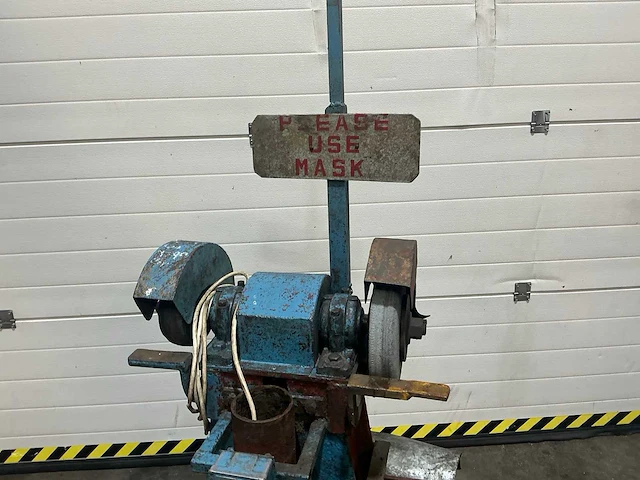 Industrial pillar grinder double slijpsteen - afbeelding 3 van  8