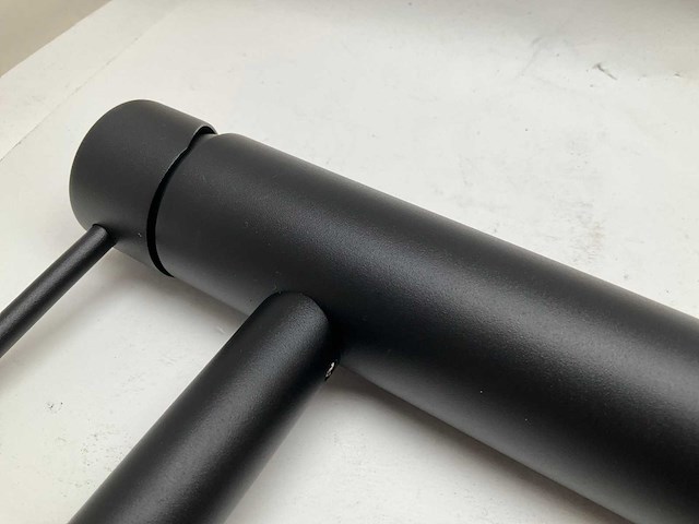 Industrial taps wastafelmengkraan hoog model gestructureerd mat zwart - afbeelding 5 van  9