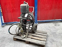 Industrie lak en coating - airpressure spuit - afbeelding 2 van  5