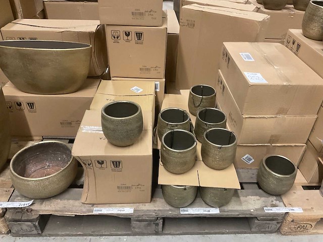 Industrieel gouden bloempotten - afbeelding 5 van  27