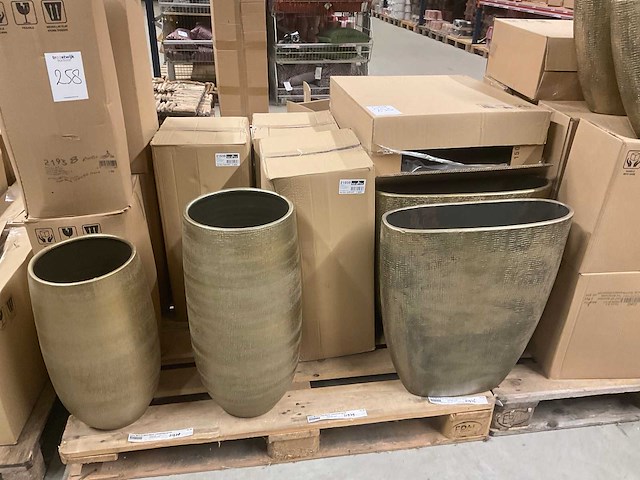 Industrieel gouden bloempotten - afbeelding 21 van  27