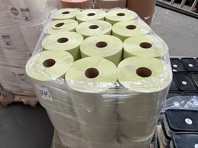 Industrieel poetspapier - patij papierrollen - afbeelding 4 van  5