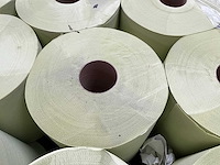 Industrieel poetspapier - patij papierrollen - afbeelding 5 van  5