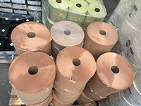 Industrieel poetspapier - patij papierrollen - afbeelding 3 van  4