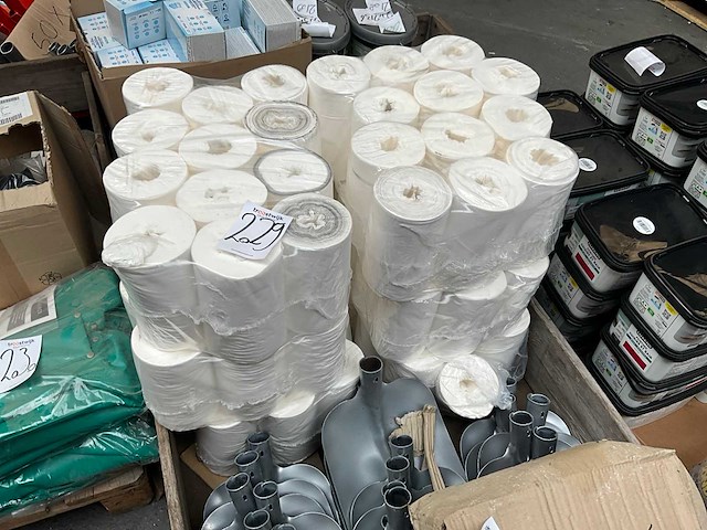 Industrieel poetspapier - patij papierrollen - afbeelding 1 van  4