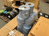 Industrieel poetspapier - patij papierrollen - afbeelding 4 van  4