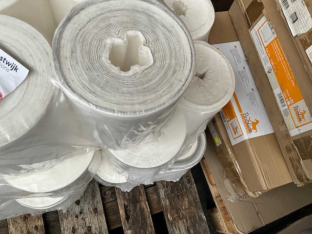Industrieel poetspapier - patij papierrollen - afbeelding 4 van  6