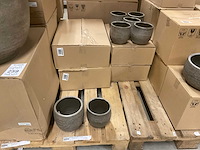 Industrieel wit bloempotten - afbeelding 2 van  13