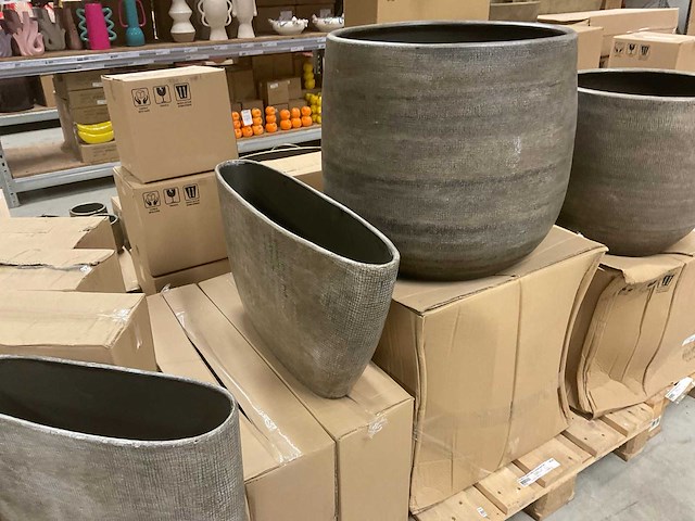 Industrieel wit bloempotten - afbeelding 9 van  13