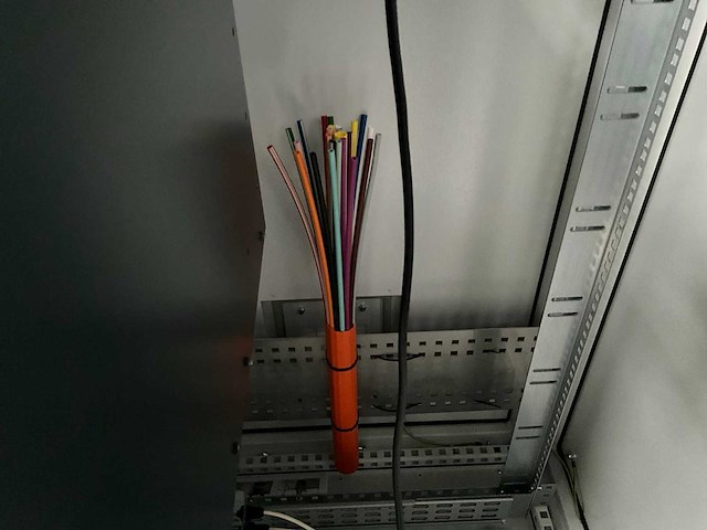 Industriële 19 inch serverkast - afbeelding 5 van  13
