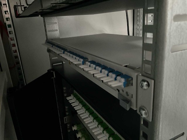 Industriële 19 inch serverkast - afbeelding 2 van  13