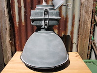 Industriele aluminium hanglamp - afbeelding 9 van  11