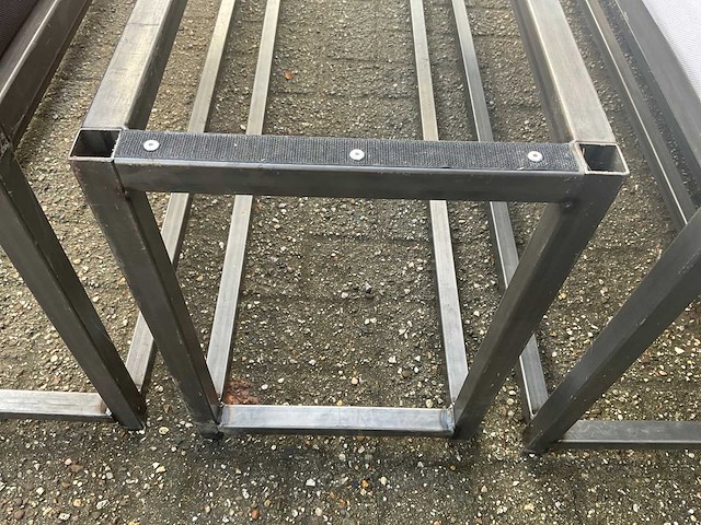 Industriële bank - voorzien van vier gekleurde zittingen (4x) - afbeelding 5 van  16