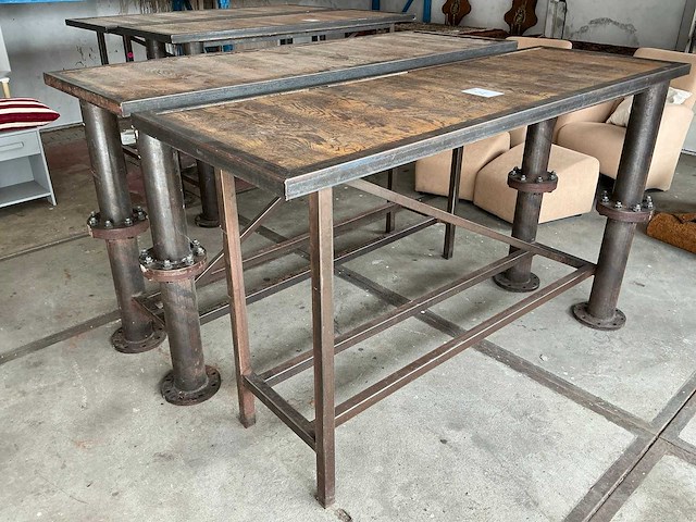 Industriële bartafel (2x) - afbeelding 1 van  5