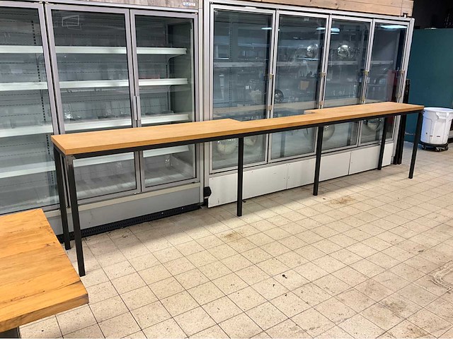 Industriële bartafel - afbeelding 1 van  12