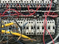 Industriële besturings-/schakelkasten – siemens simatic s7 plc – 5× toshiba vf-s11 frequentieregelaar - afbeelding 3 van  27