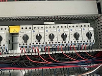 Industriële besturings-/schakelkasten – siemens simatic s7 plc – 5× toshiba vf-s11 frequentieregelaar - afbeelding 10 van  27