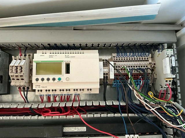 Industriële besturings-/schakelkasten – siemens simatic s7 plc – 5× toshiba vf-s11 frequentieregelaar - afbeelding 25 van  27