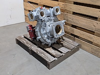 Industriële centrifugaalpomp met aangebouwde zuiger-/ontluchtingspomp - afbeelding 3 van  7