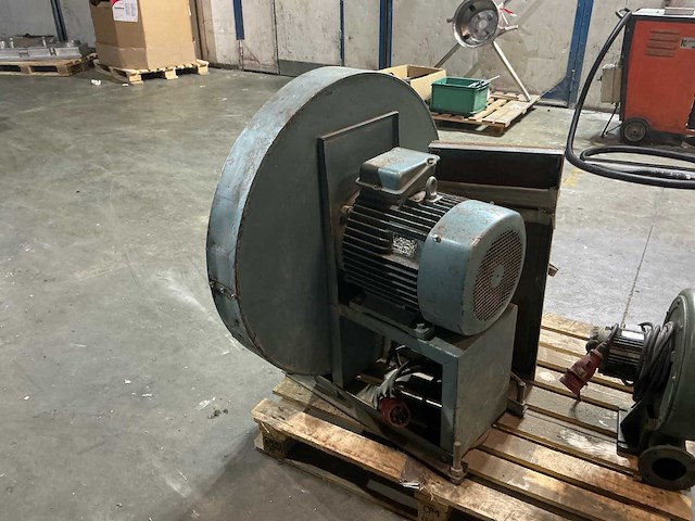 Industriële centrifugaalventilator 2 stuks - afbeelding 3 van  11