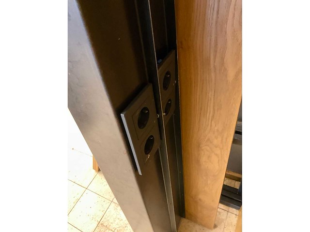 Industriële eikenhouten wandtafel - afbeelding 8 van  11