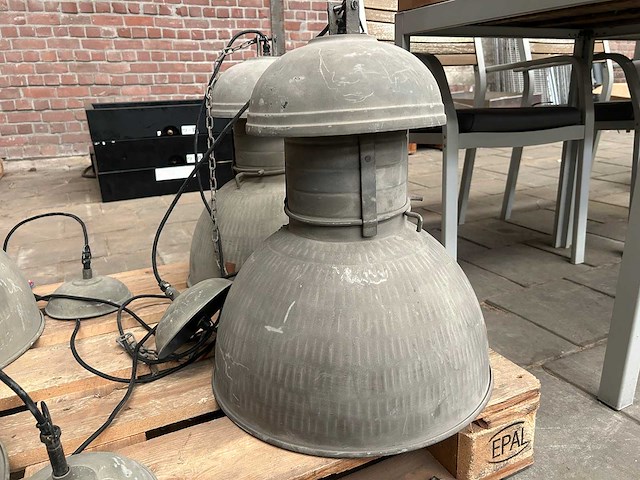 Industriële hanglamp (4x) - afbeelding 2 van  4