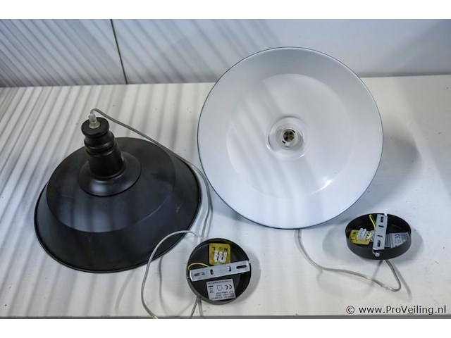 Industriële hanglampen - 2 stuks - afbeelding 2 van  3