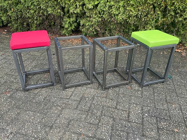 Industriële kruk - voorzien van twee gekleurde zittingen (24x) - afbeelding 7 van  16