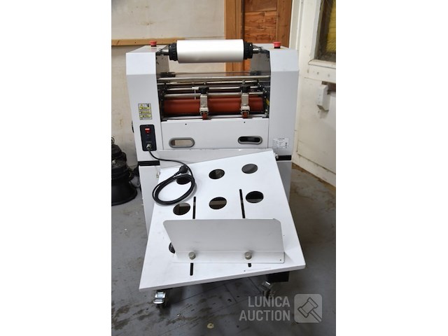 Industriële lamineer machine - afbeelding 7 van  13