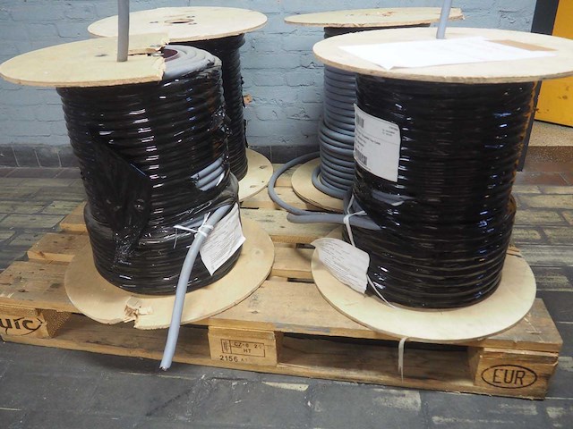 Industriele meeraderige kabel (178kg incl pallet) - afbeelding 2 van  7