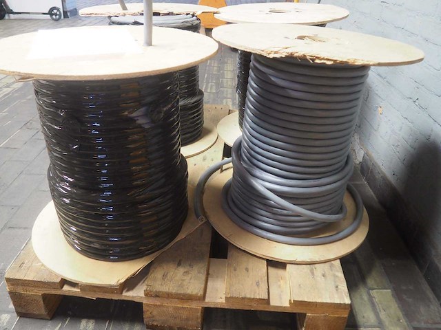 Industriele meeraderige kabel (178kg incl pallet) - afbeelding 4 van  7