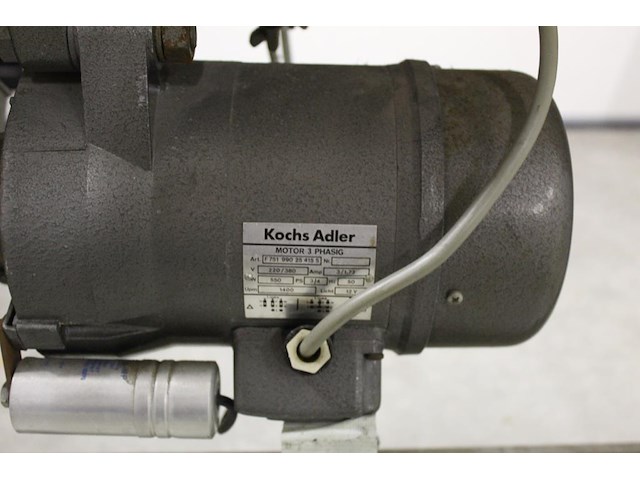 Industriele naaitafel adler, machineunmmer kl167-273kt0. afmeting 106 x 50 cm. in hoogte verstelbaar. - afbeelding 6 van  6