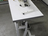 Industriele naaitafel global, type wf955. afmeting 105 x 55 cm. incompleet, werking onbekend. - afbeelding 4 van  5