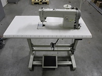 Industriele naaitafel nn. afmeting 105 x 55 cm in hoogte verstelbaar. - afbeelding 2 van  5