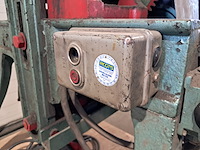 Industriële pers, groen - afbeelding 9 van  13