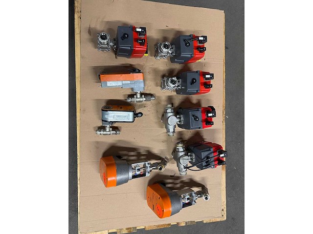 Industriele regelklep (9x) - afbeelding 1 van  5