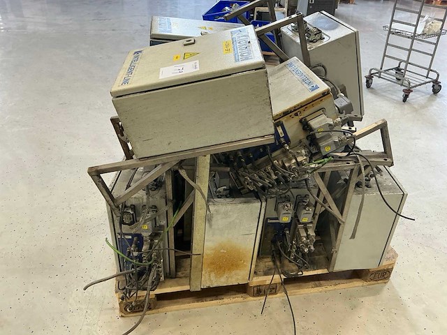 Industriële robot schakelkast - afbeelding 6 van  7