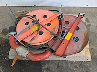 Industriele slanghaspel (2x) - afbeelding 1 van  5