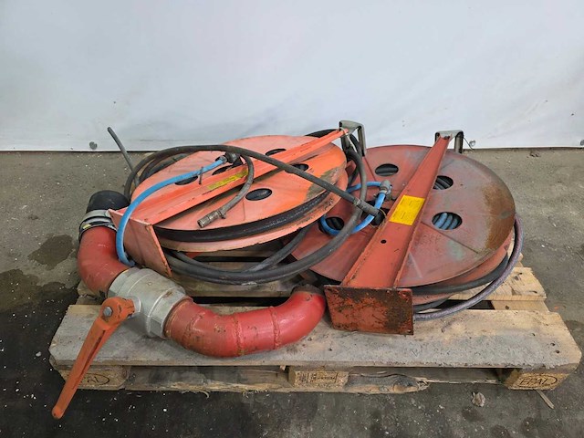 Industriele slanghaspel (2x) - afbeelding 2 van  5