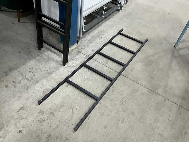 Industriële stellingdelen (4x) - afbeelding 1 van  4