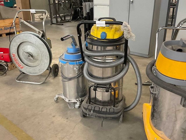 Industriële stofzuiger (2x) - afbeelding 1 van  4