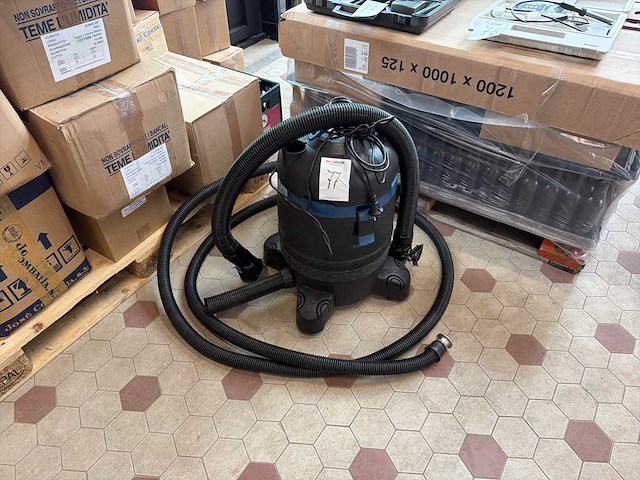Industriële stofzuiger ubbink vacpro cleaner maxi vijverstofzuiger 1400w - afbeelding 1 van  4