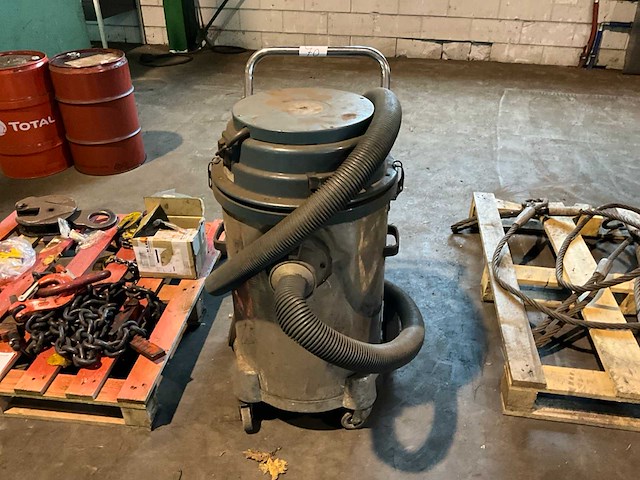 Industriële stofzuiger - afbeelding 1 van  4