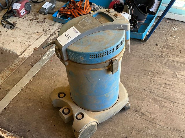 Industriële stofzuiger - afbeelding 1 van  1