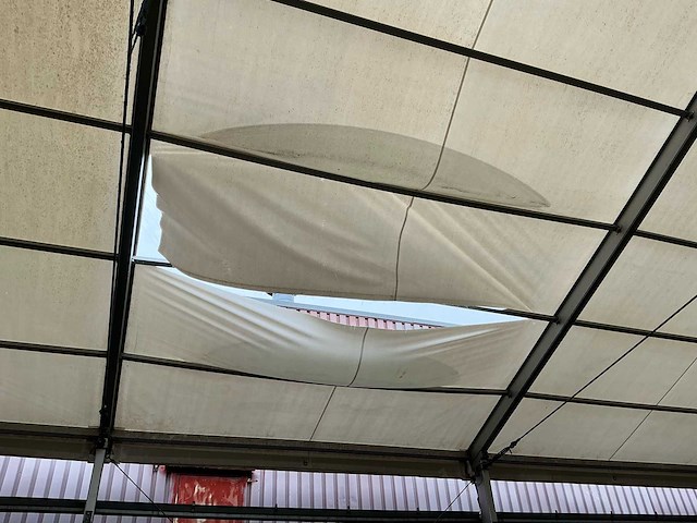Industriële tent - afbeelding 5 van  13