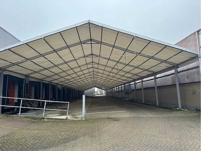 Industriële tent - afbeelding 6 van  13