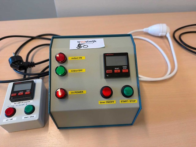 Industriële uv led belichtingscontroller met müller digitale timer - afbeelding 3 van  3