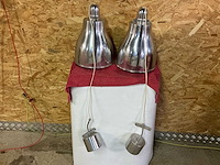 Industriële verlichting. (2x) - afbeelding 1 van  3